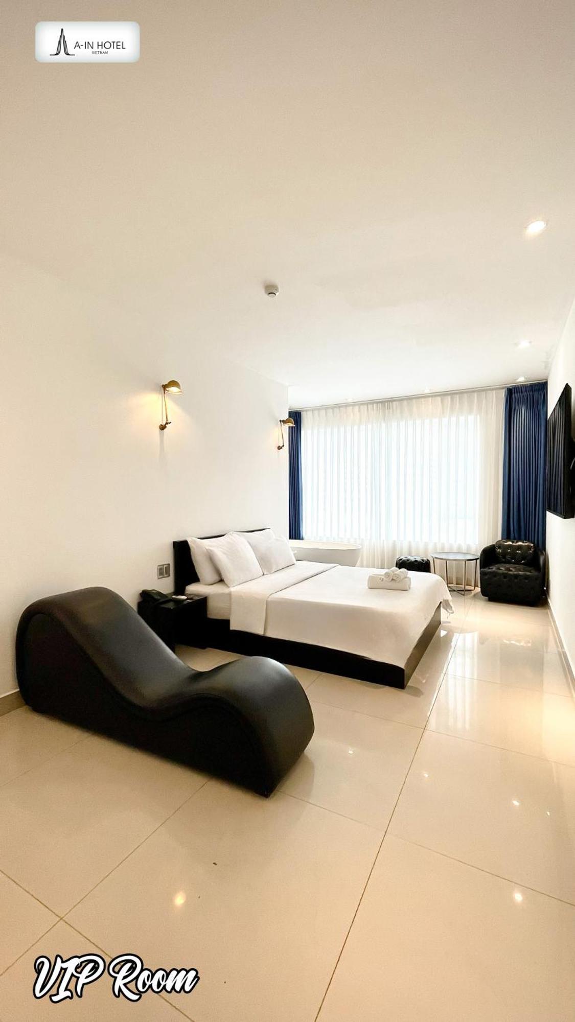 A In Hotel Riverside Ho Chi Minh City Exterior photo
