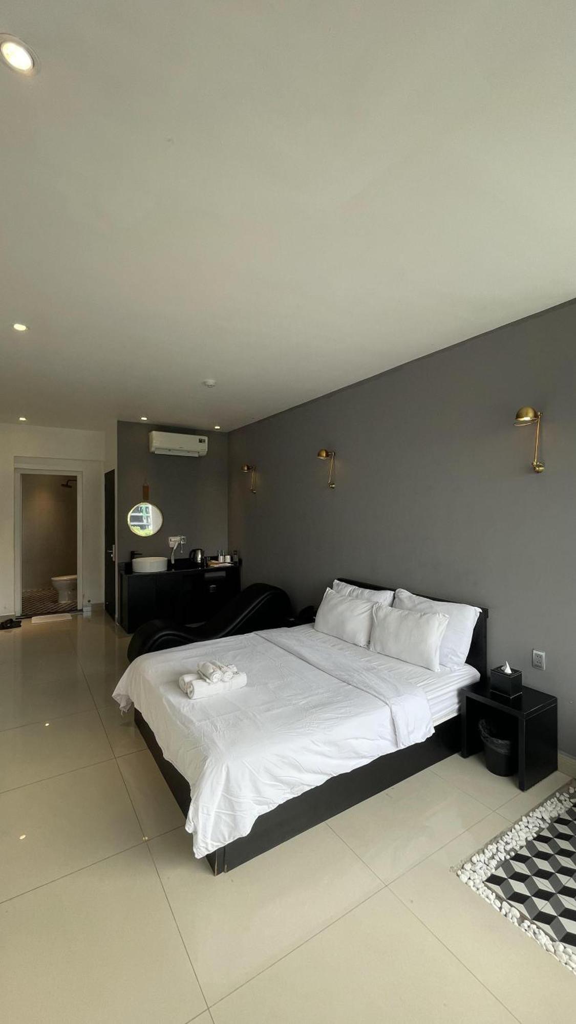 A In Hotel Riverside Ho Chi Minh City Exterior photo
