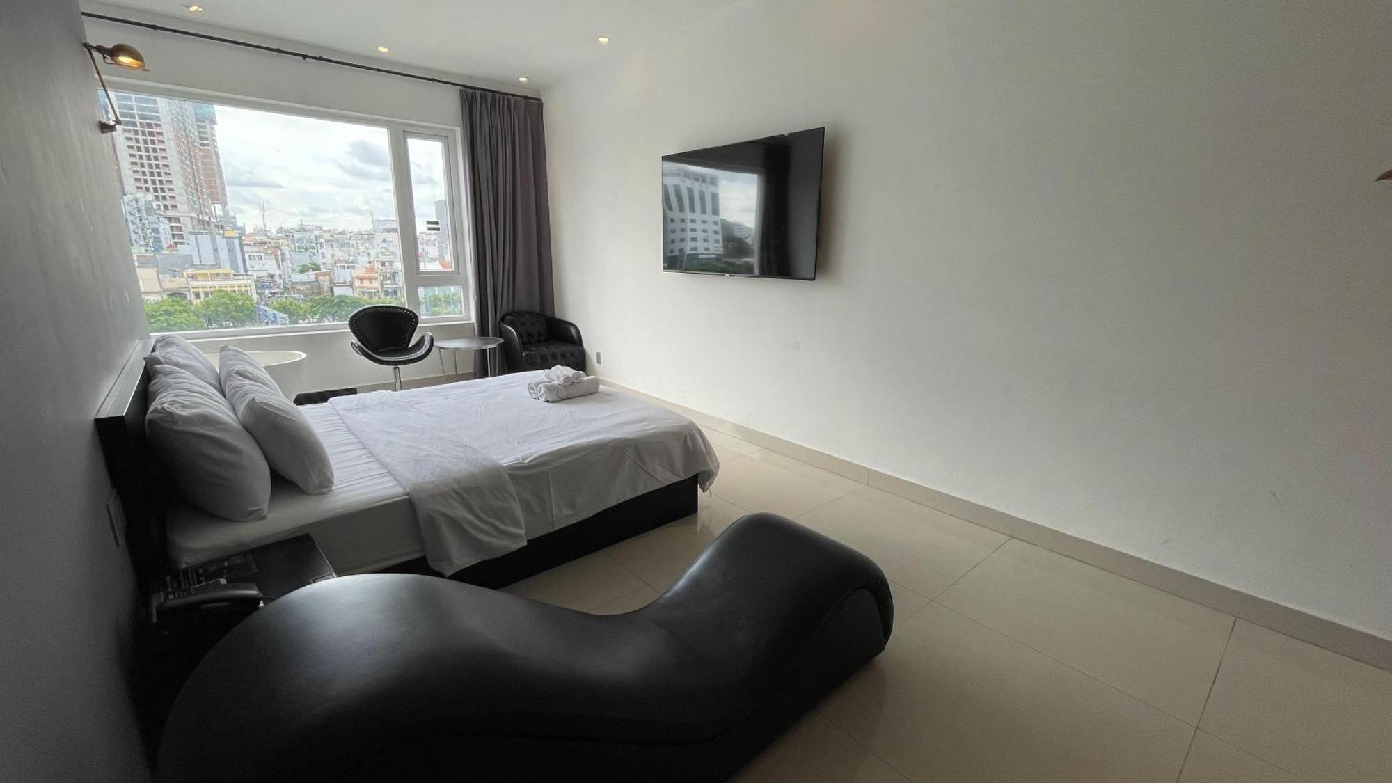 A In Hotel Riverside Ho Chi Minh City Exterior photo